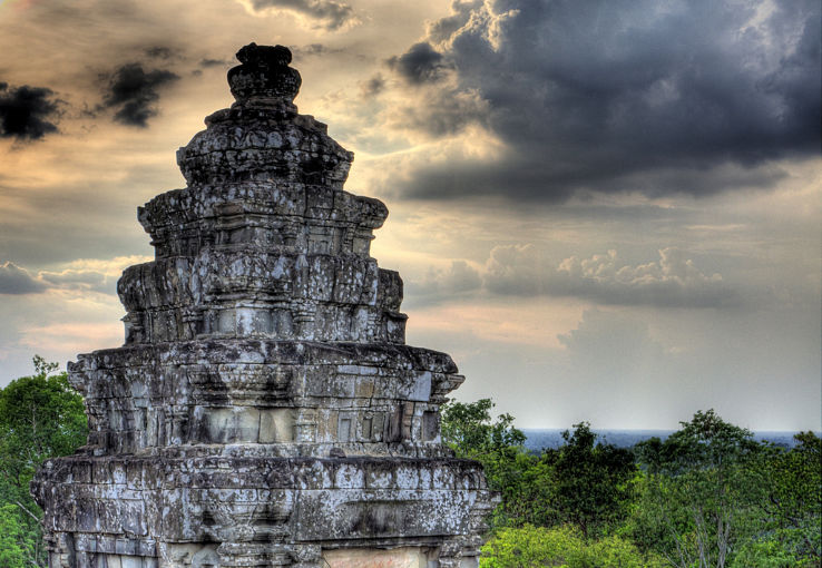 Phnom Bakheng Trip Packages
