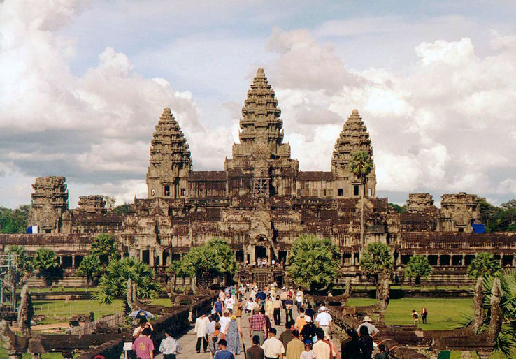 5 Days 4 Nights Angkor Wat Shopping Trip Package