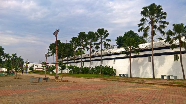 Benteng Kuto Besak Trip Packages