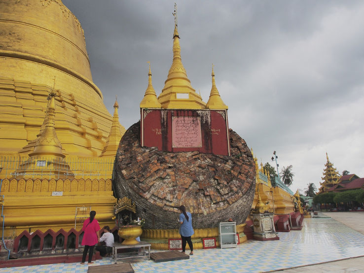 Shwemawdaw Pagoda Trip Packages