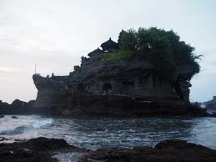 Tanah Lot Temple Trip Packages