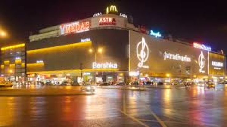 Unirii Square Trip Packages Unirii Square Trip Packages