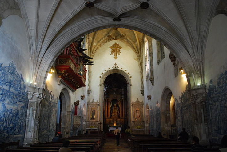 Monastery of Santa Cruz Trip Packages