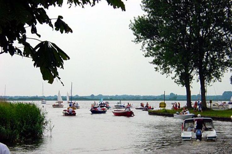 Zuidlaardermeer Trip Packages