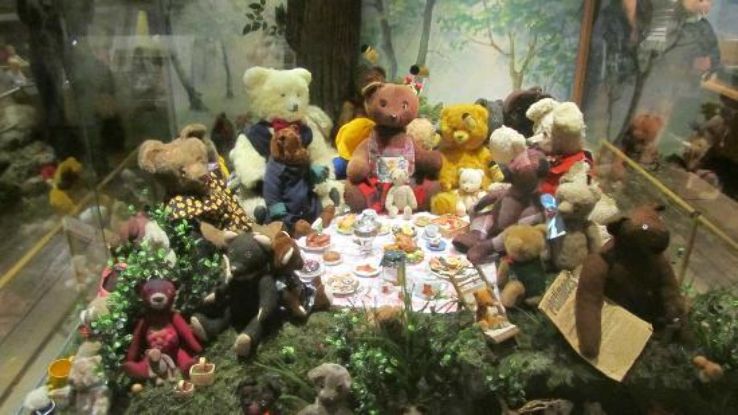 テディベア TOYMUSEUM （World