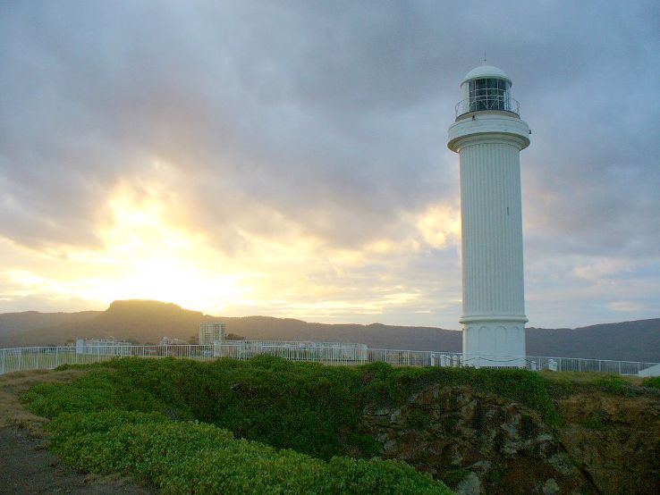 Wollongong Head Lighthouse Trip Packages