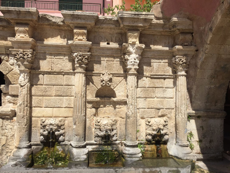 Rimondi Fountain Trip Packages