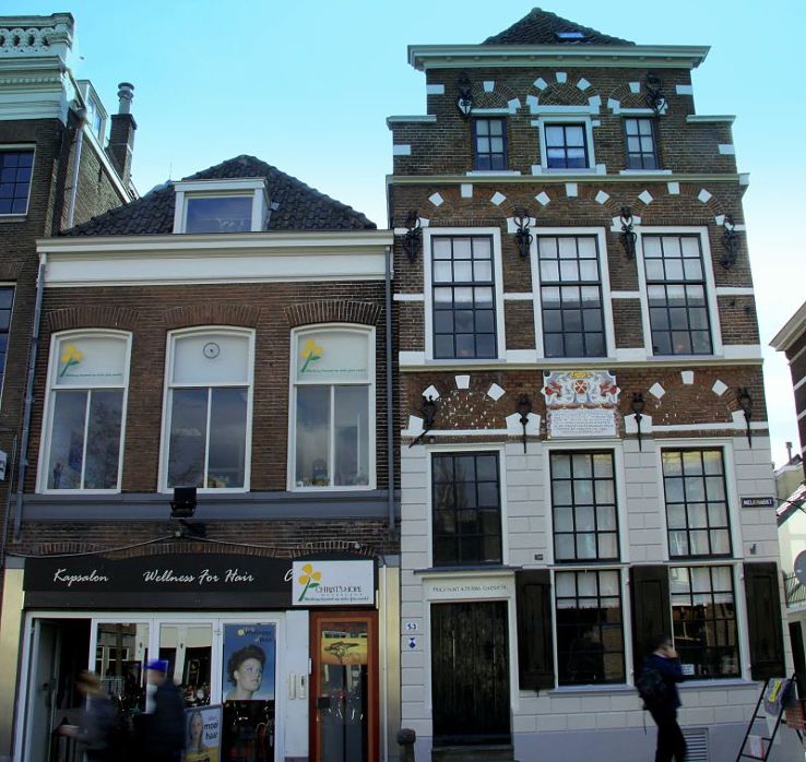 Vrouwenhuis Trip Packages
