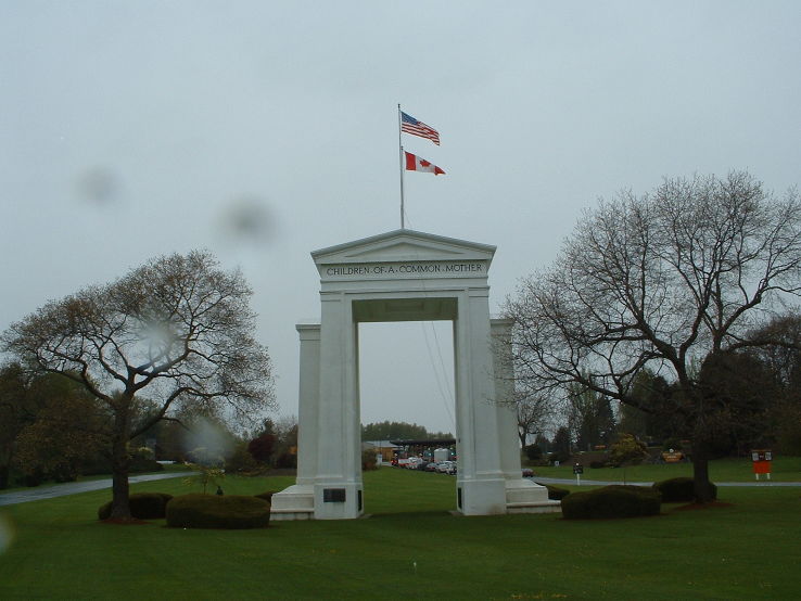 Peace Arch Trip Packages