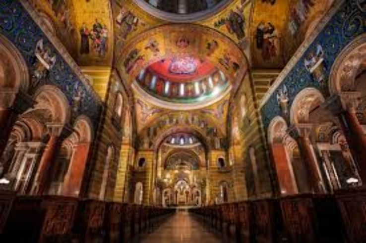 Cathedral Basilica of Saint Louis Trip Packages