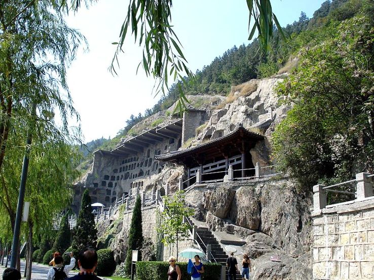 Longmen Grottoes Trip Packages