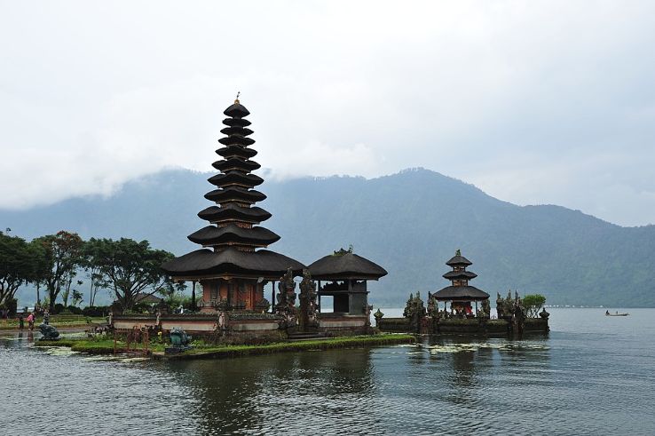 Pura Ulun Danu Batur Trip Packages