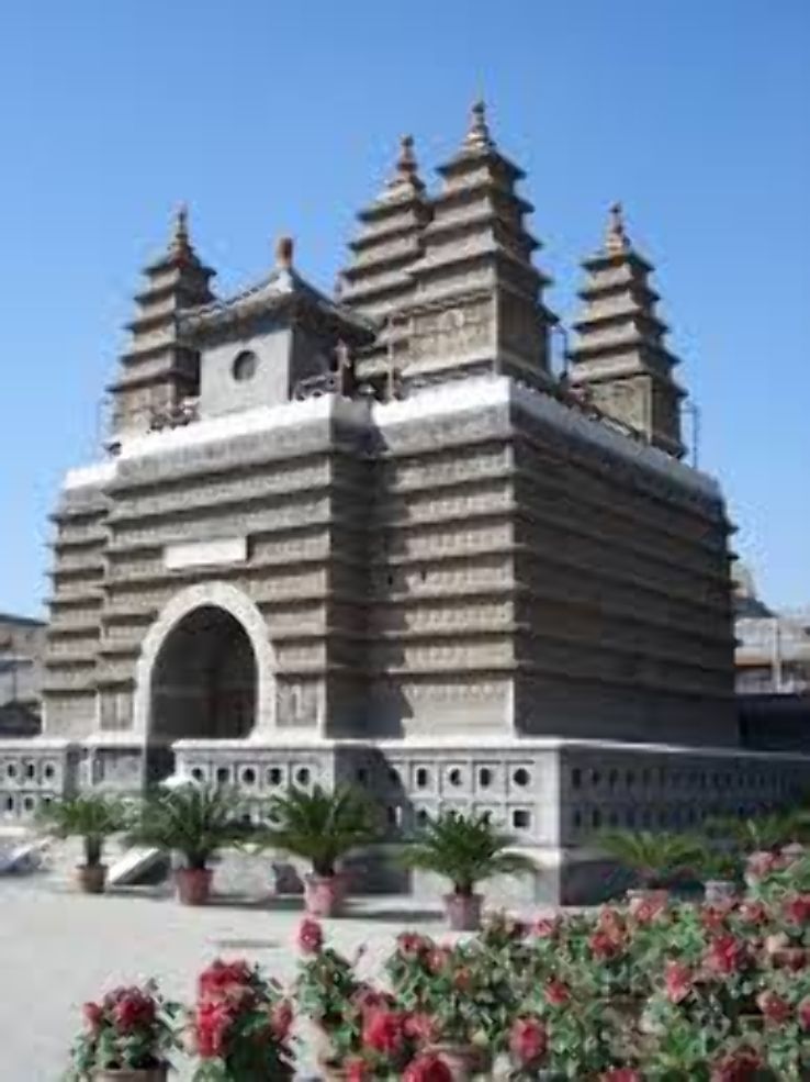 Five Pagoda Temple Trip Packages Five Pagoda Temple Trip Packages