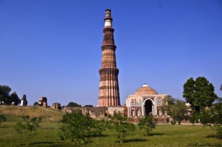 Qutub Minar - The Minaret of Mughals  Trip Packages