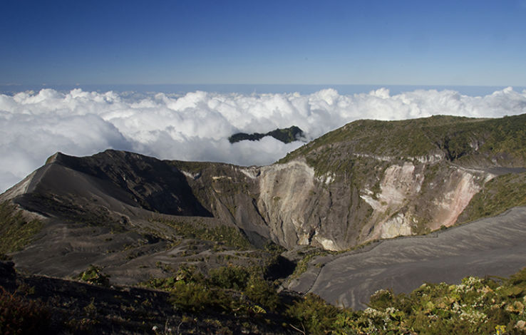Irazu Volcano Trip Packages