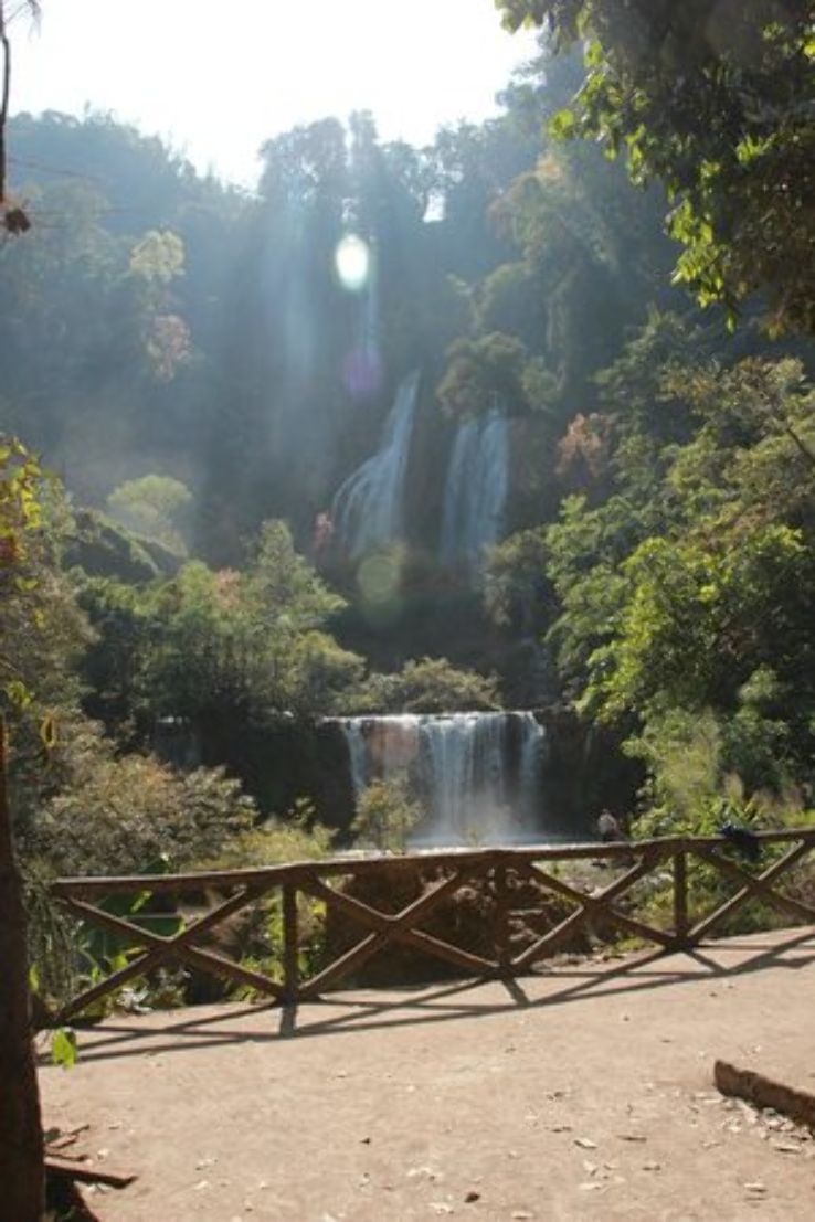 Teelorsu Waterfall Trip Packages