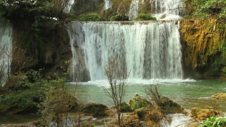 Teelorsu Waterfall Trip Packages