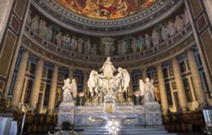 La Madeleine Trip Packages