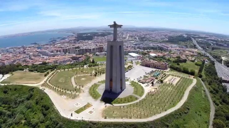 Cristo Rei Almada Trip Packages
