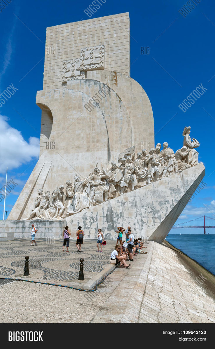 Monument To The Discoveries Lisbon Trip Packages