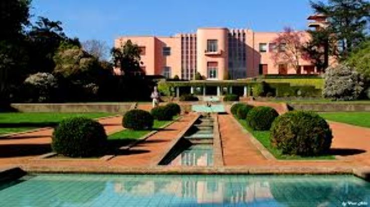 Funda  o de Serralves  Porto Trip Packages