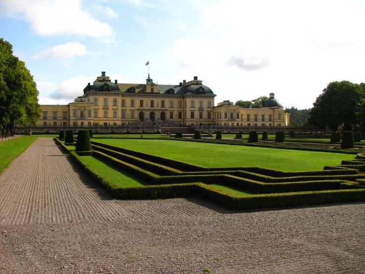 Drottningholm Castle  Svealand Trip Packages