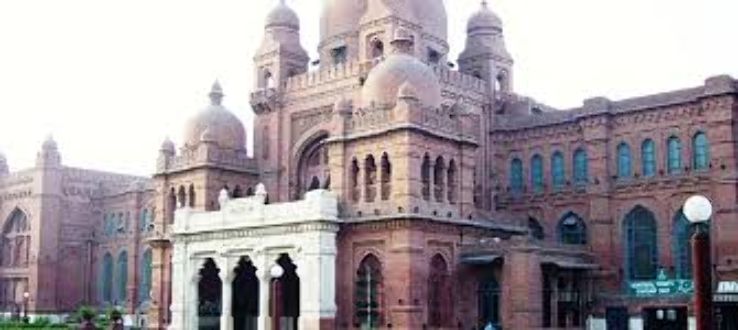 Lahore Museum Trip Packages