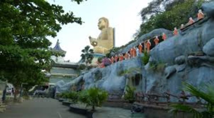 Dambulla Cave Temple Trip Packages