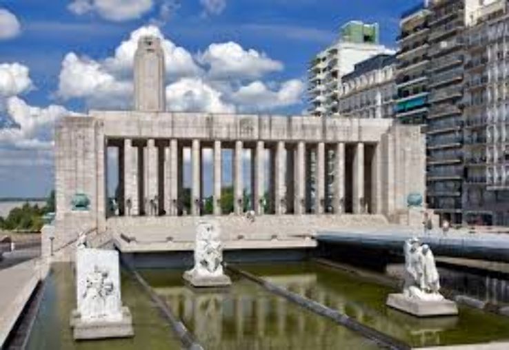 National Flag Memorial: Rosario Trip Packages