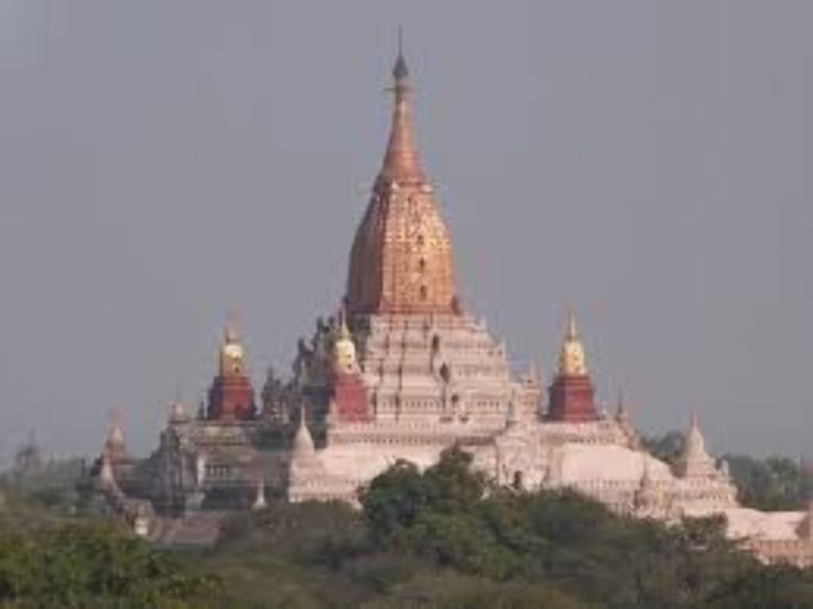 Ananda Temple: Bagan Trip Packages