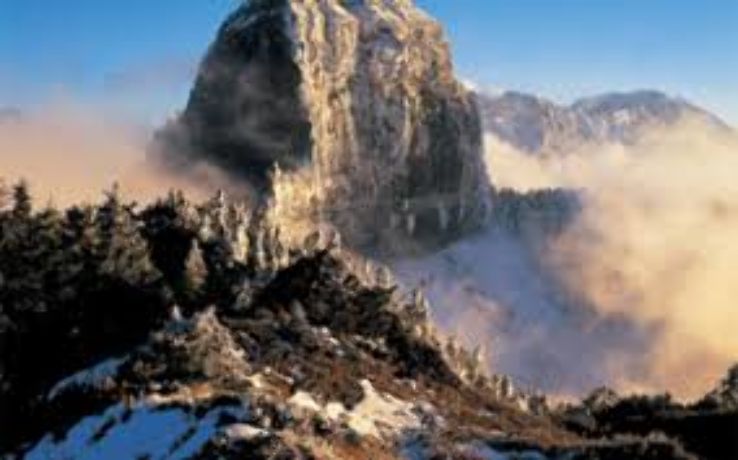 Dabajian Mountain Trip Packages