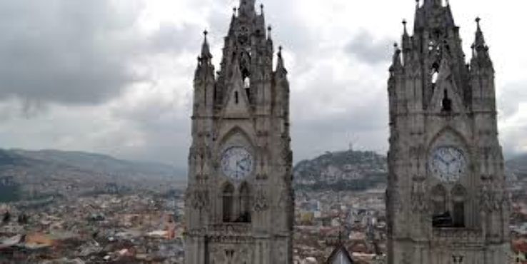  Basilica del Voto Nacional ? Quito Trip Packages