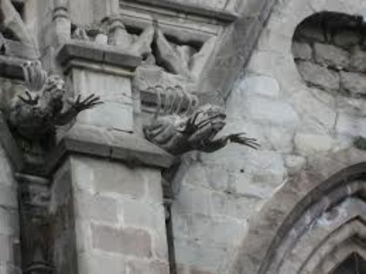  Basilica del Voto Nacional ? Quito Trip Packages