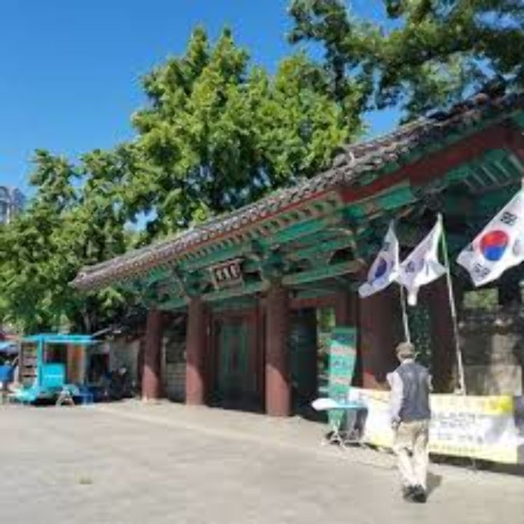 Magical 2 Days Delhi to South Korea Holiday Package