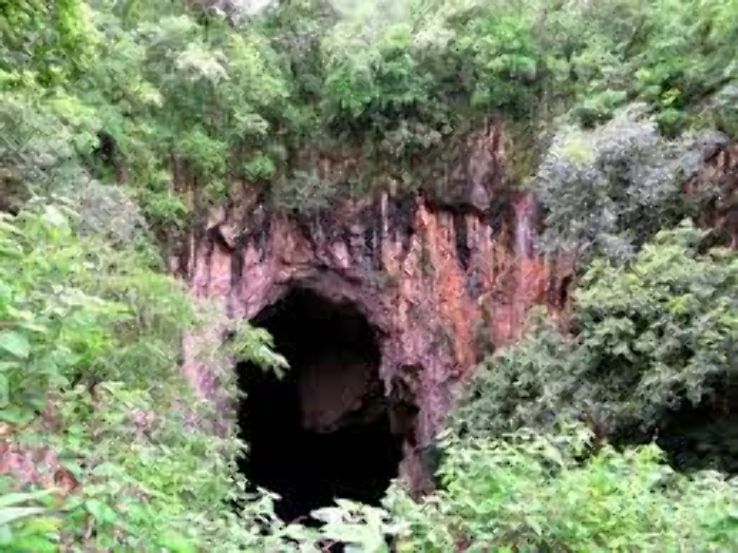 Chinhoyi Caves Trip Packages