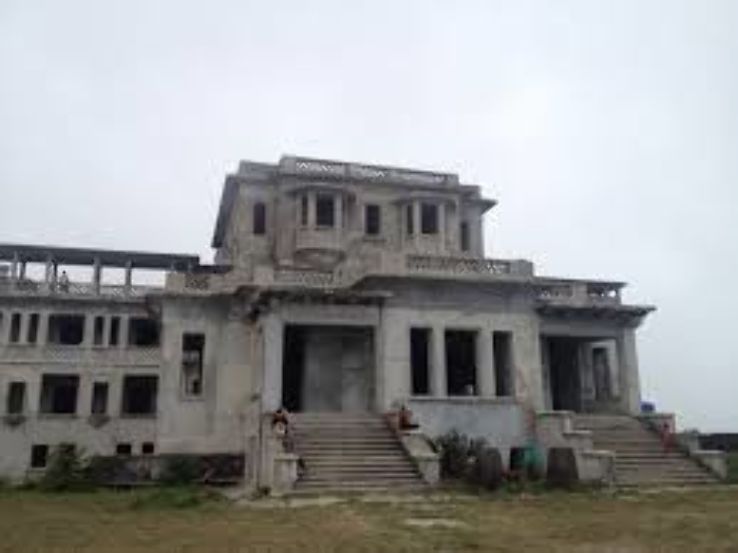Ghost- town Feel at Bokor Hill Station, Cambodia  Trip Packages