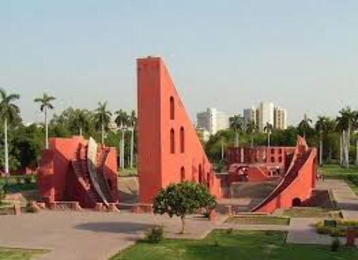 Jantar Mantar, Delhi  Trip Packages