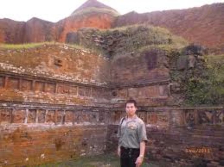 Ruins of Buddhist Vihara Trip Packages