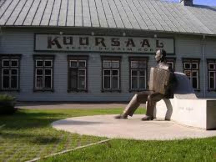 Statue of Raimond Valgre Trip Packages