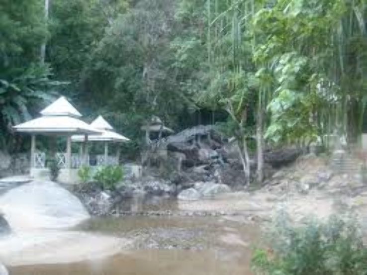 Durian Perangin Waterfall Trip Packages