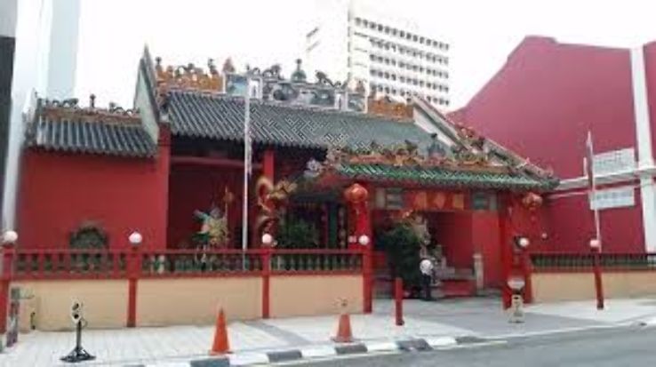 Guan Di Temple Trip Packages