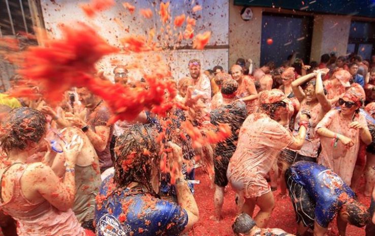Be a Part of Tomatina Trip Packages