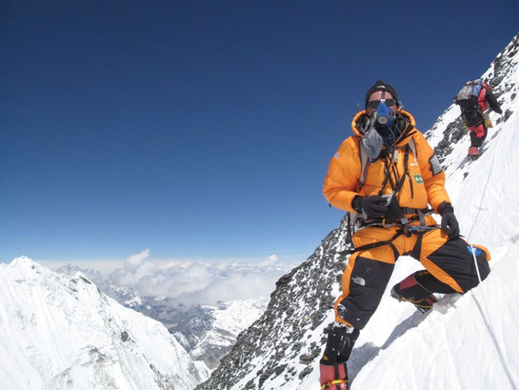 Climb The Mount Everest Trip Packages