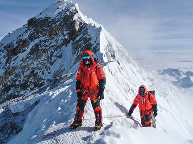 Climb The Mount Everest Trip Packages