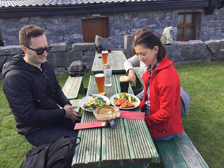 Musical pubbing in Inisheer, Ireland Trip Packages