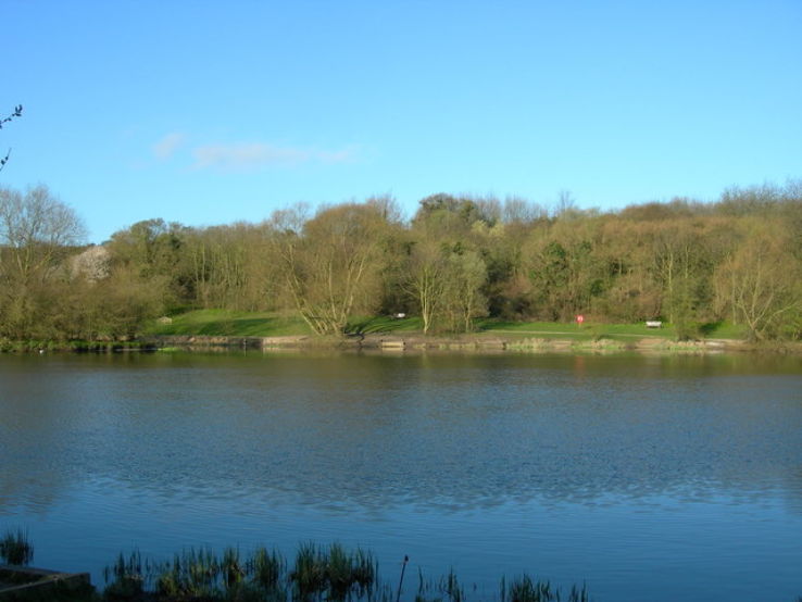 Lake Farm Country Park Trip Packages