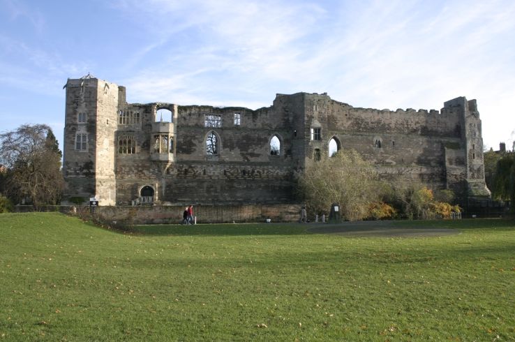 Newark Castle Trip Packages
