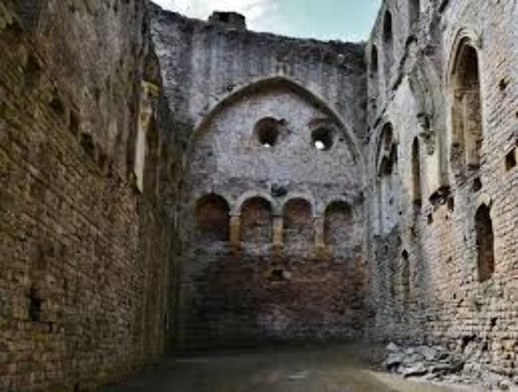 Chepstow Castle Trip Packages