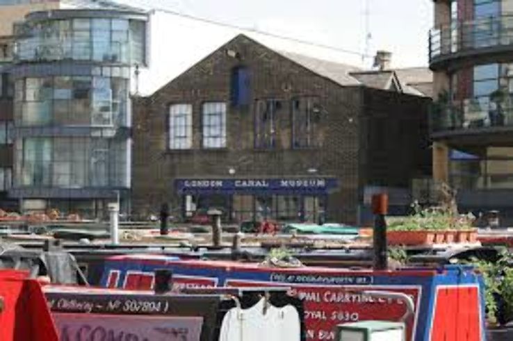 Canal Museum Trip Packages