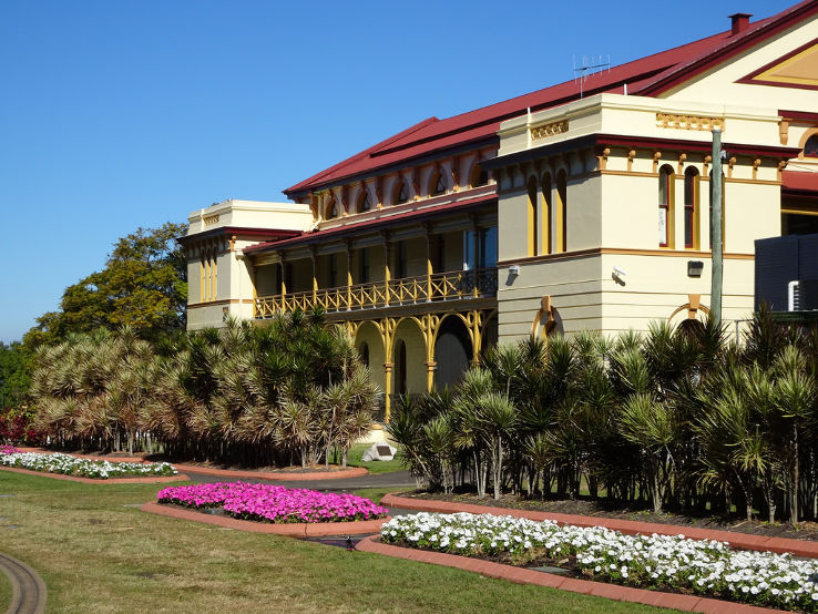 Bond Store Museum Trip Packages